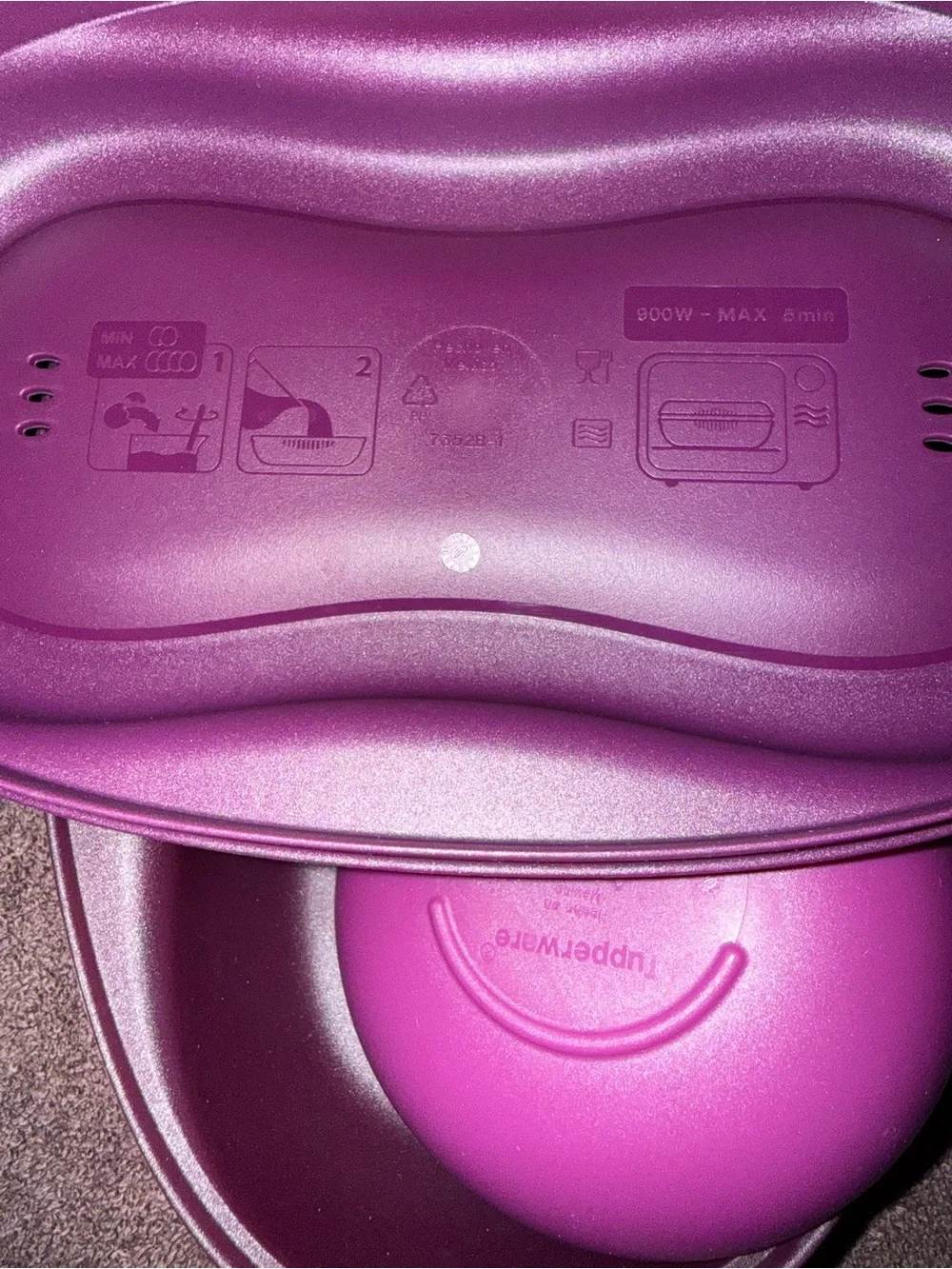 Tupperware Microwave Breakfast Maker Cooker W-insert - Eggs, Omlette